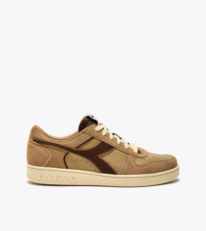 Magic Basket Low Suede Leather Sporty sneakers Magic Basket Low Suede Leather Sporty sneakers
