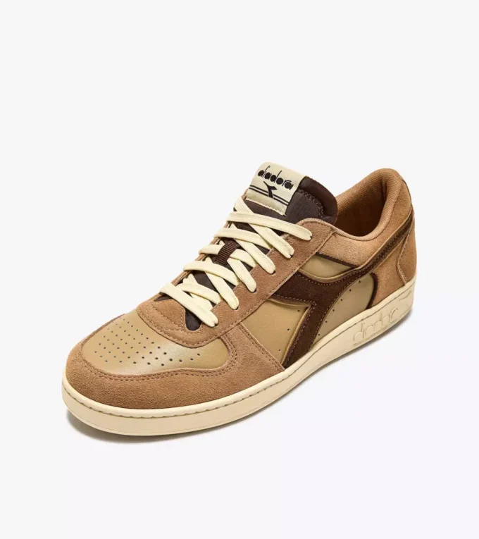 Magic Basket Low Suede Leather Sporty sneakers Magic Basket Low Suede Leather Sporty sneakers