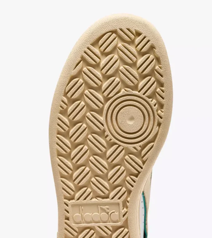 Magic Basket Low Suede Leather Sporty sneakers Magic Basket Low Suede Leather Sporty sneakers