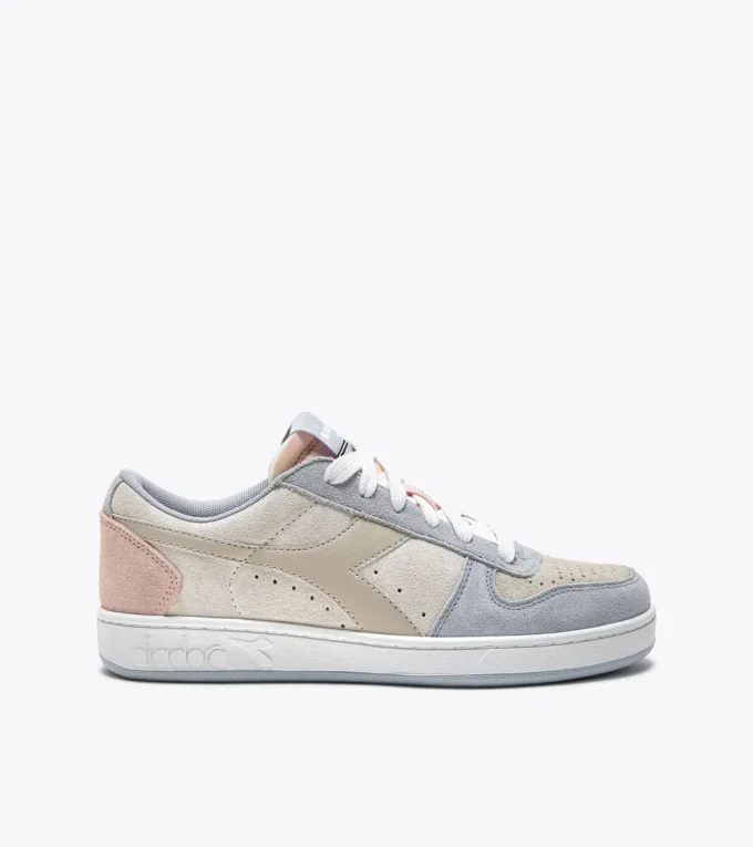 Magic Basket Low Suede Wn Sporty sneakers Magic Basket Low Suede Wn Sporty sneakers