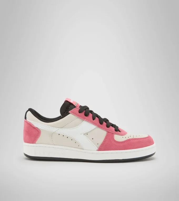 Magic Basket Low Suede Wn Sporty sneakers Magic Basket Low Suede Wn Sporty sneakers