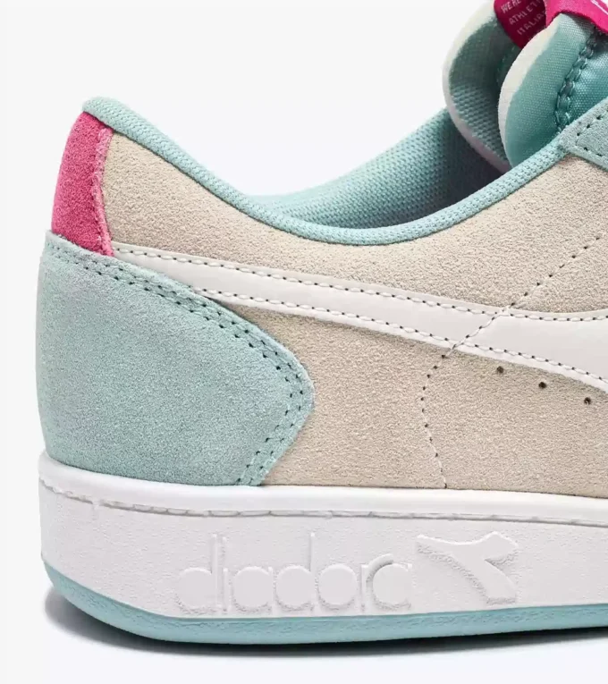 Magic Basket Low Suede Wn Sporty sneakers Magic Basket Low Suede Wn Sporty sneakers
