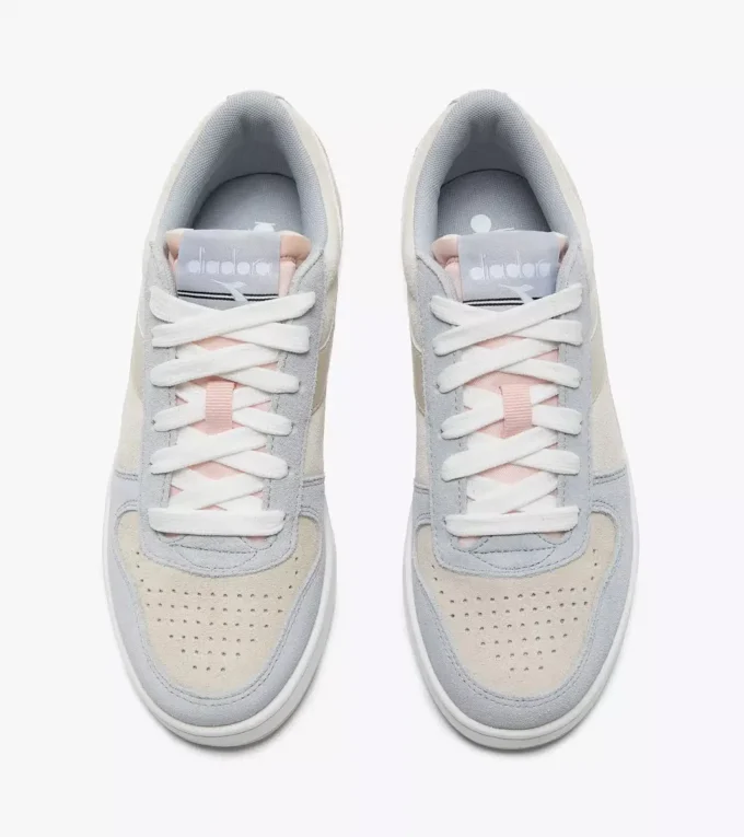 Magic Basket Low Suede Wn Sporty sneakers Magic Basket Low Suede Wn Sporty sneakers