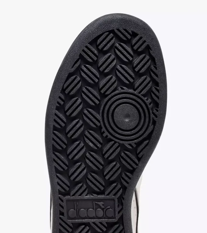 Magic Basket Low Tech Sports sneakers – Gender Neutral Magic Basket Low Tech Sports sneakers – Gender Neutral