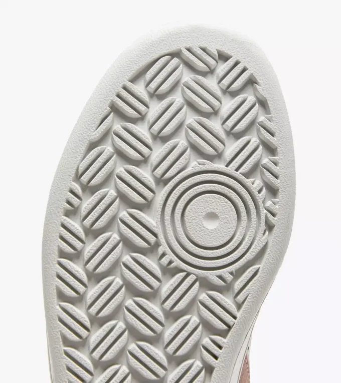 Magic Basket Mid Leather Wn Sports shoes Magic Basket Mid Leather Wn Sports shoes