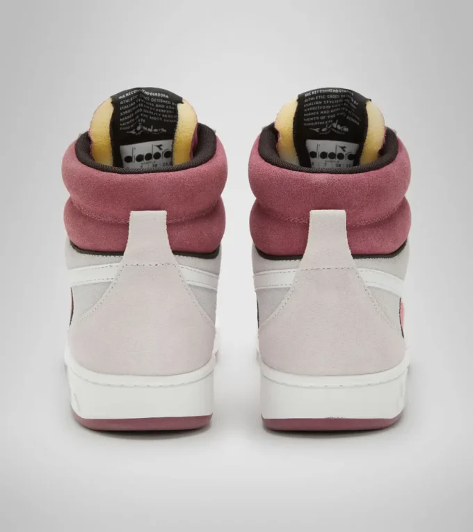 Magic Basket Mid Suede Wn Sporty sneakers Magic Basket Mid Suede Wn Sporty sneakers