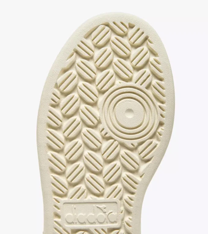 Magic Bold Suede Wn Sports sneakers – Platform sole Magic Bold Suede Wn Sports sneakers – Platform sole