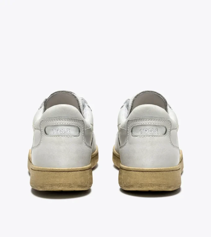 Mi Basket Low Used Heritage shoe – Gender Neutral Mi Basket Low Used Heritage shoe – Gender Neutral