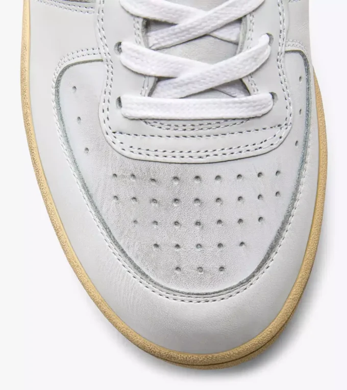 Mi Basket Low Used Heritage shoe – Gender Neutral Mi Basket Low Used Heritage shoe – Gender Neutral
