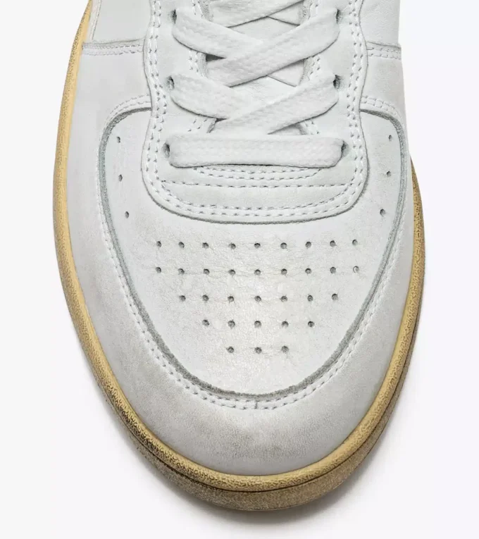 Mi Basket Low Used Heritage shoe – Gender Neutral Mi Basket Low Used Heritage shoe – Gender Neutral