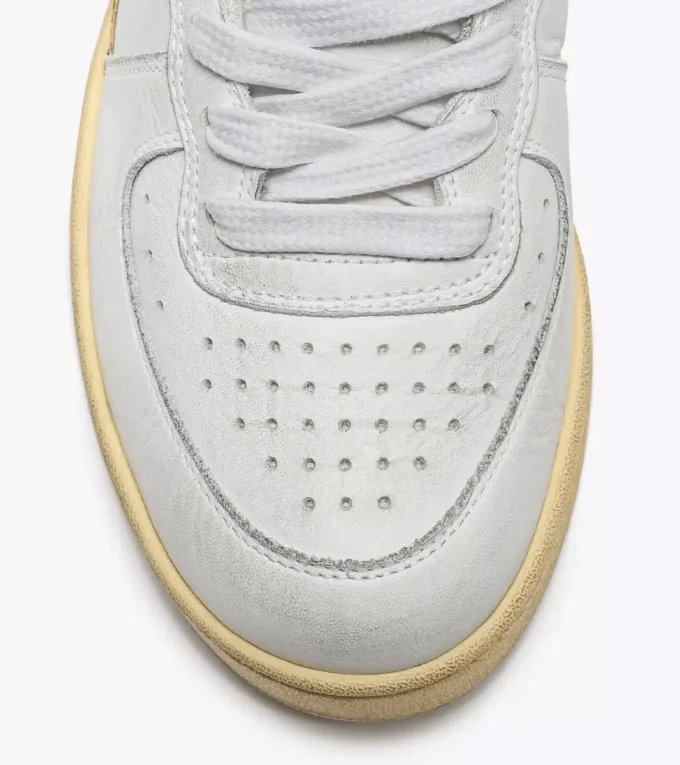 Mi Basket Low Used Heritage shoe – Gender Neutral Mi Basket Low Used Heritage shoe – Gender Neutral