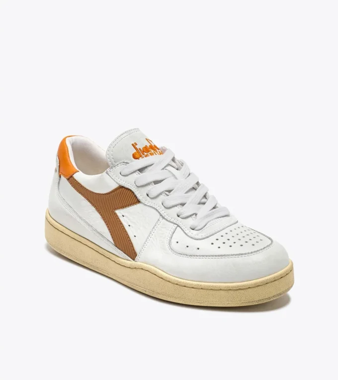 Mi Basket Low Used Heritage shoe – Gender Neutral Mi Basket Low Used Heritage shoe – Gender Neutral