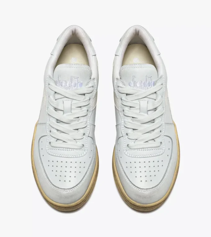 Mi Basket Low Used Heritage shoe – Gender Neutral Mi Basket Low Used Heritage shoe – Gender Neutral
