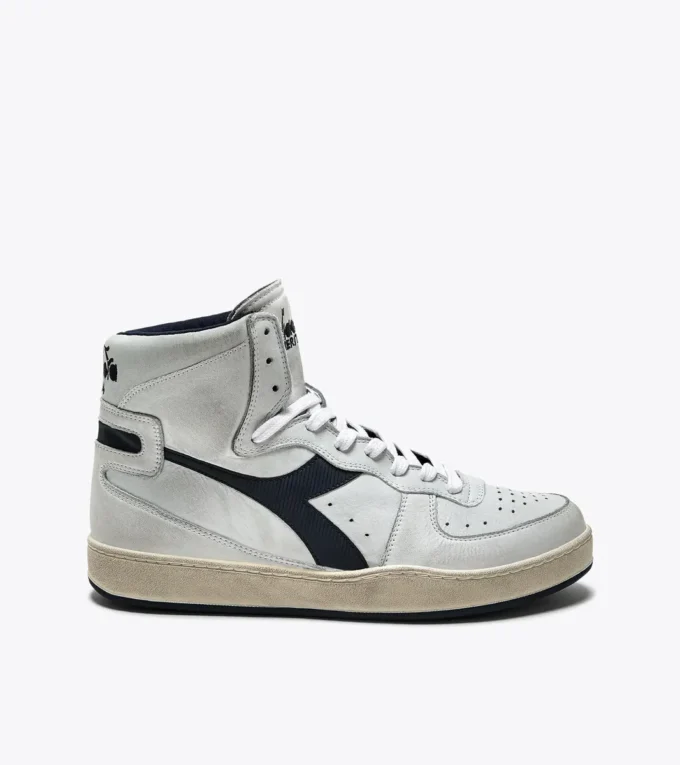 Mi Basket Used Heritage shoe – Gender Neutral Mi Basket Used Heritage shoe – Gender Neutral