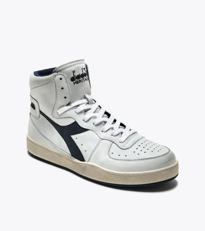 Mi Basket Used Heritage shoe – Gender Neutral Mi Basket Used Heritage shoe – Gender Neutral
