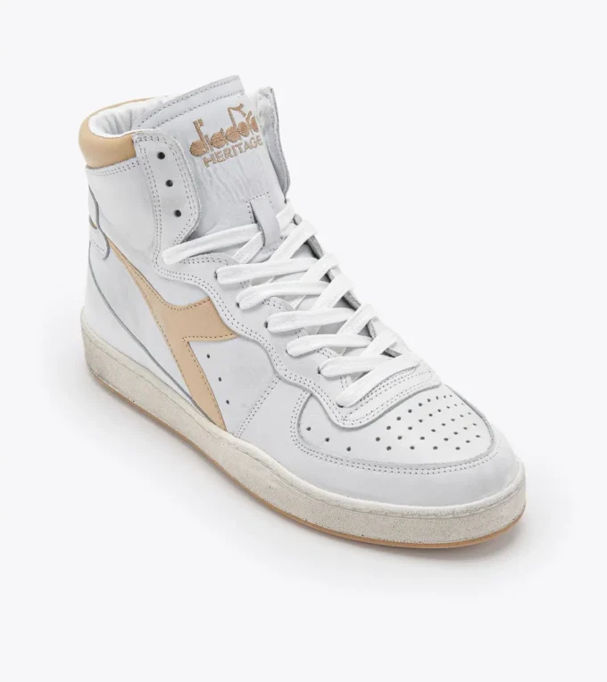 Mi Basket Used Heritage shoe – Gender Neutral Mi Basket Used Heritage shoe – Gender Neutral