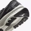 Mythos Blushield 10 Vortice Hip Running shoe with reflective details – Cushioning and protection