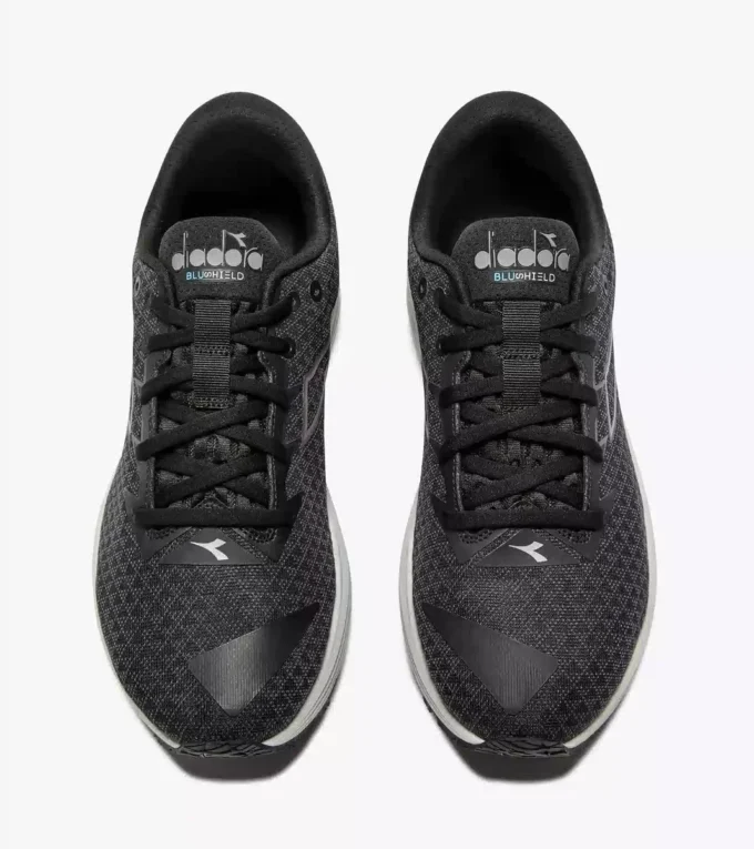 Mythos Blushield 10 Vortice Hip Running shoe with reflective details – Cushioning and protection