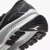 Mythos Blushield 10 Vortice Hip W Running shoe with reflective details – Cushioning and protection Mythos Blushield 10 Vortice Hip W Running shoe with reflective details – Cushioning and protection