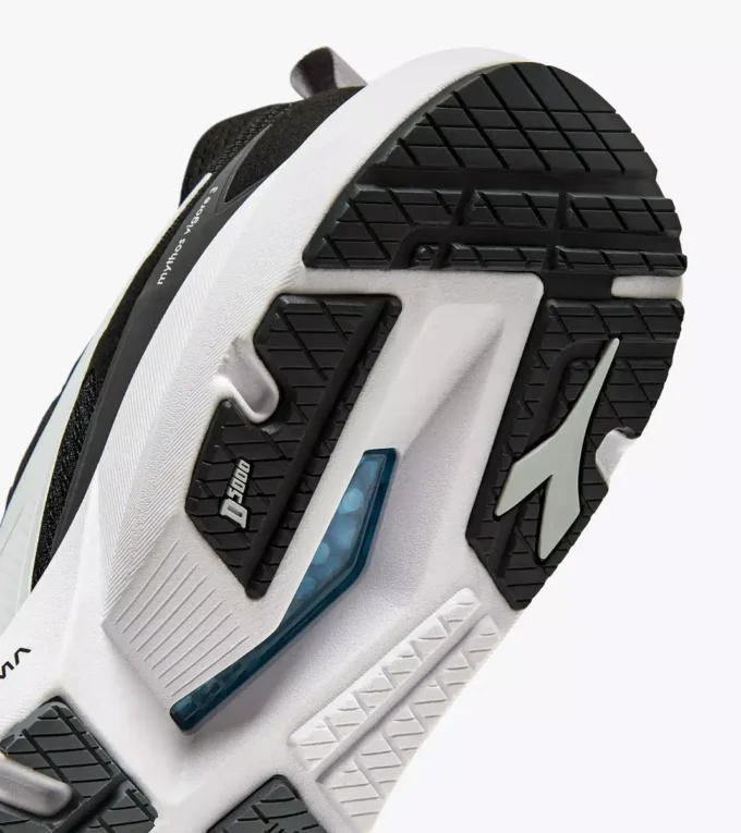 Mythos Blushield Vigore 3 Running shoe – Stability and protection Mythos Blushield Vigore 3 Running shoe – Stability and protection