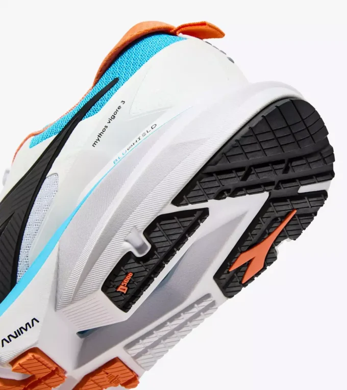 Mythos Blushield Vigore 3 Running shoe – Stability and protection Mythos Blushield Vigore 3 Running shoe – Stability and protection