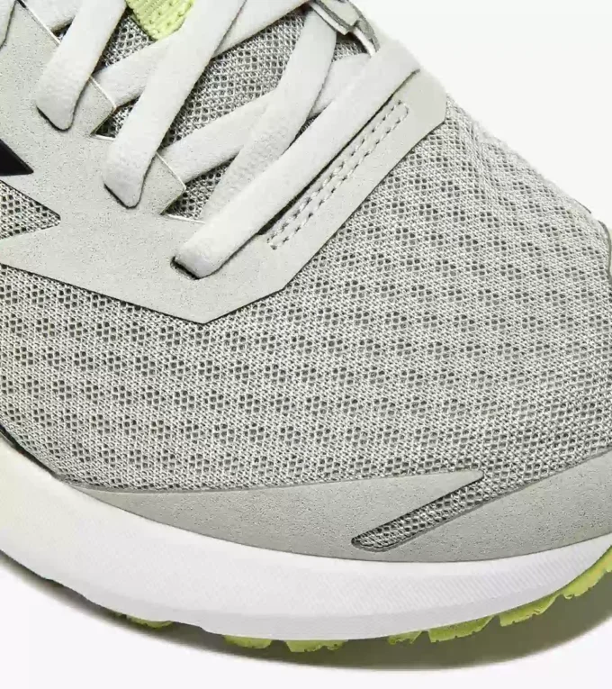 Mythos Blushield Vigore 3 W Running shoe – Stability and protection