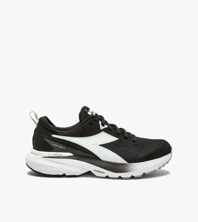 Mythos Blushield Vigore 3 Wide W Running shoe with a wide fit – Stability and protection Mythos Blushield Vigore 3 Wide W Running shoe with a wide fit – Stability and protection