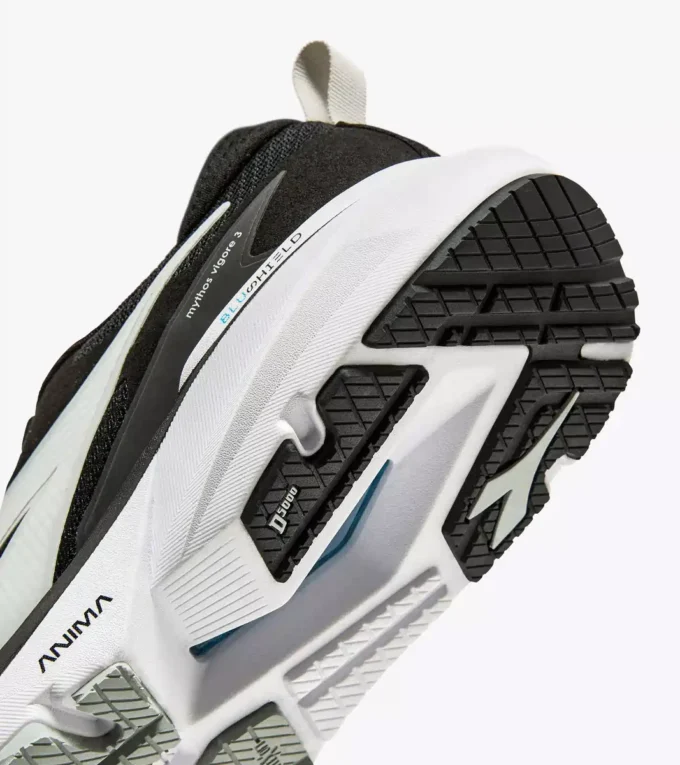Mythos Blushield Vigore 3 Wide W Running shoe with a wide fit – Stability and protection Mythos Blushield Vigore 3 Wide W Running shoe with a wide fit – Stability and protection