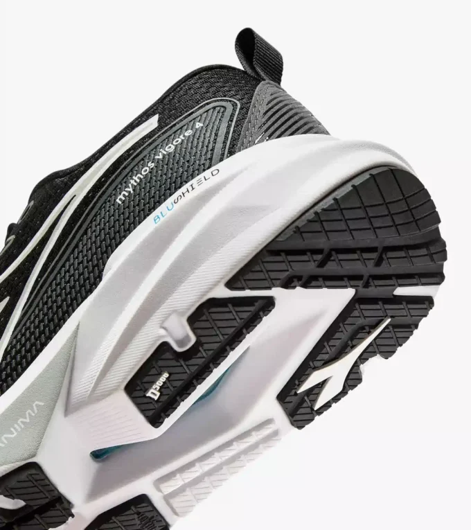 Mythos Blushield Vigore 4 W Running shoe – Stability and protection