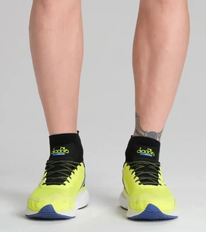 Mythos Blushield Volo 4 Running shoe – Stability and lightness