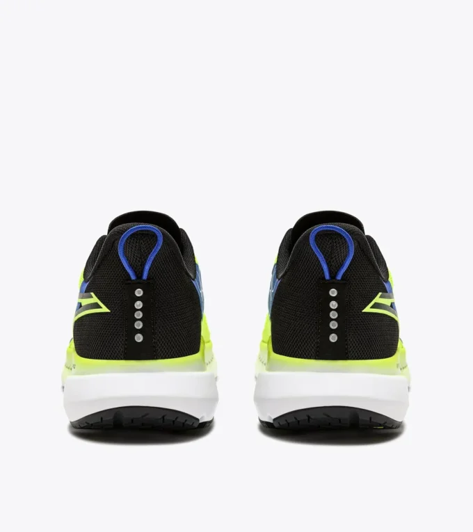 Mythos Blushield Volo 4 Running shoe – Stability and lightness