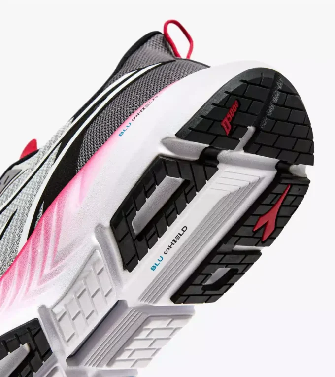 Mythos Blushield Volo 4 Running shoe – Stability and lightness
