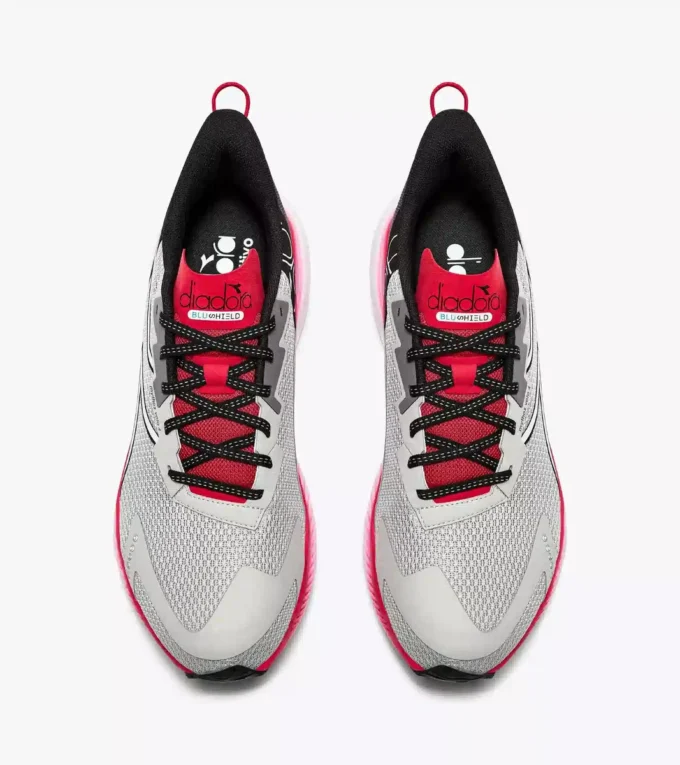 Mythos Blushield Volo 4 Running shoe – Stability and lightness