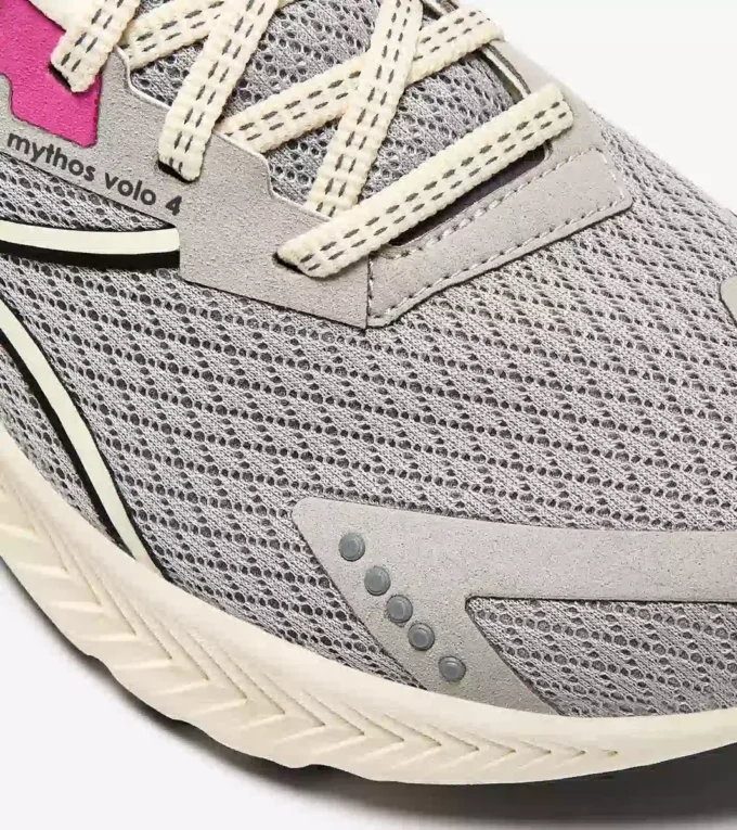 Mythos Blushield Volo 4 W 2030 Running shoe – Crafted from materials with reduced environmental impact Mythos Blushield Volo 4 W 2030 Running shoe – Crafted from materials with reduced environmental impact