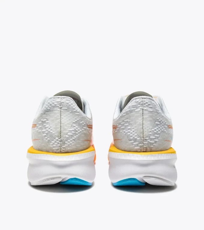 Mythos Blushield Volo 5 Running shoe – Stability and lightness