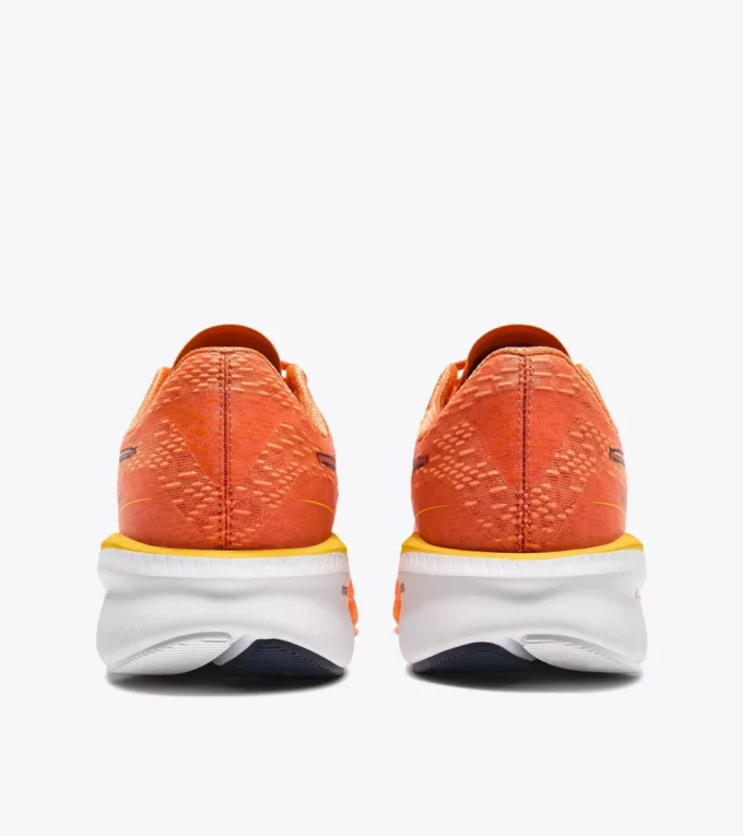 Mythos Blushield Volo 5 Running shoe – Stability and lightness