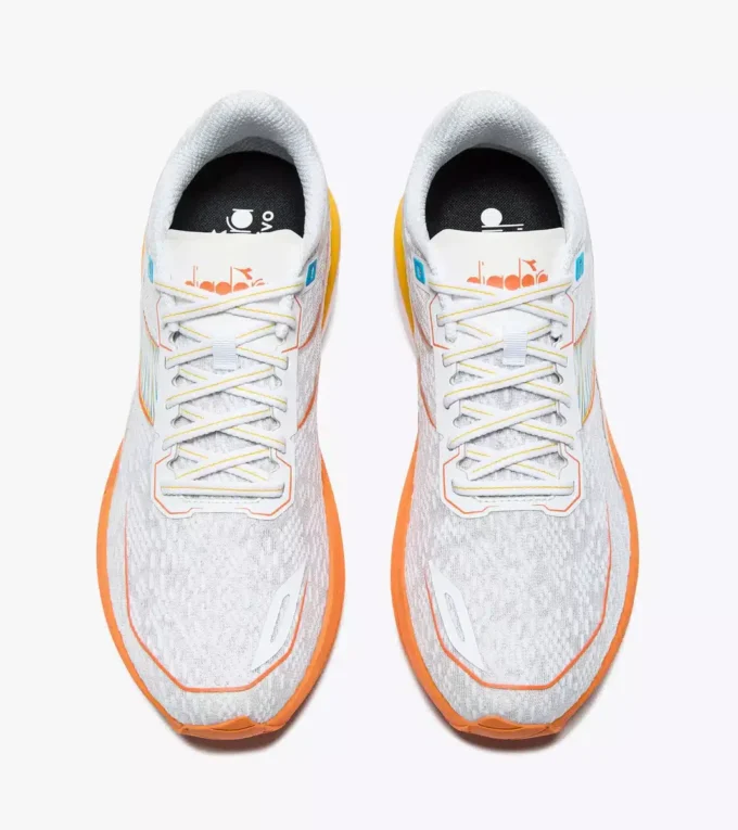 Mythos Blushield Volo 5 Running shoe – Stability and lightness