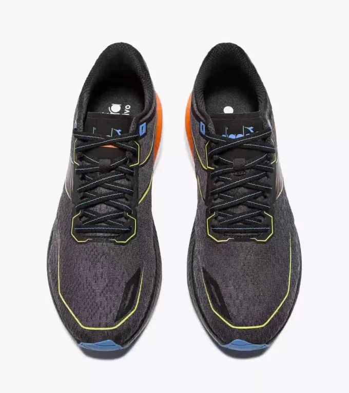 Mythos Blushield Volo 5 Running shoe – Stability and lightness Mythos Blushield Volo 5 Running shoe – Stability and lightness