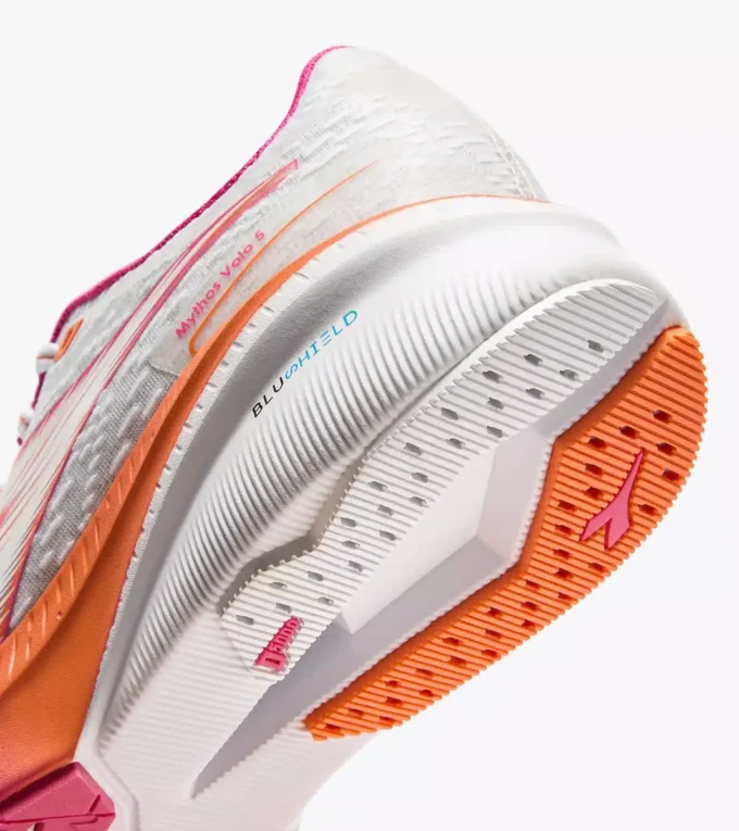 Mythos Blushield Volo 5 W Running shoe – Stability and lightness Mythos Blushield Volo 5 W Running shoe – Stability and lightness