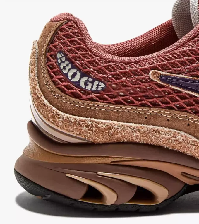 Mythos Propulsion 280 Bacca 2000s-inspired sports sneakers