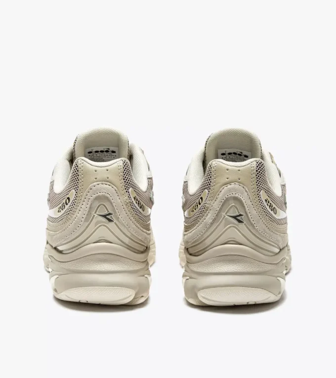 Mythos Propulsion 280 M2 Suede Sporty sneakers Mythos Propulsion 280 M2 Suede Sporty sneakers