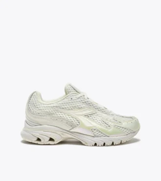 Mythos Propulsion 280 Scarab 2000s-inspired sports sneakers