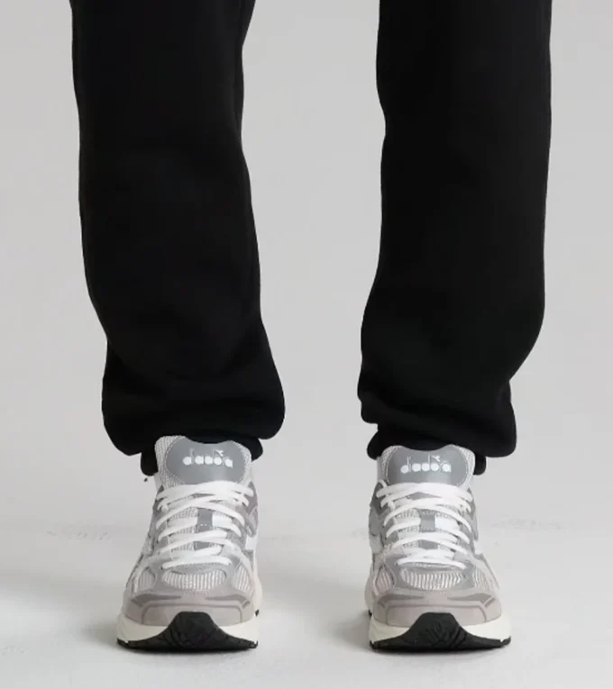 Mythos Star Sports sneakers