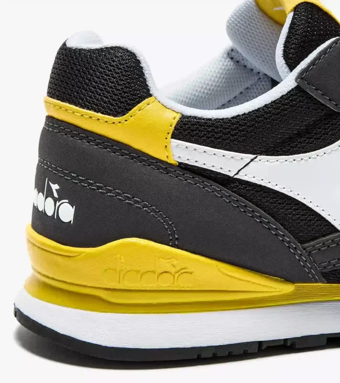 N.92 Gs Sports shoes – Youth 8-16 years