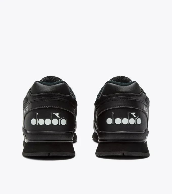 N.92 L Sports sneaker N.92 L Sports sneaker