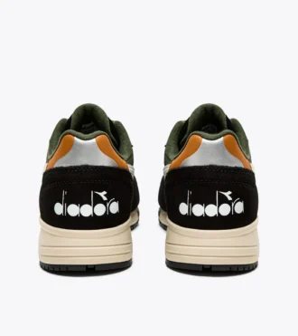 N902 Sporty sneakers N902 Sporty sneakers