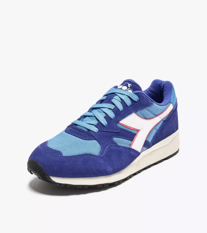 N902 Sporty sneakers N902 Sporty sneakers
