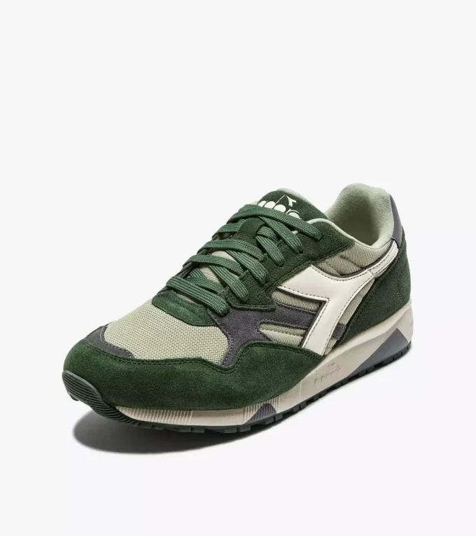 N902 Sporty sneakers N902 Sporty sneakers