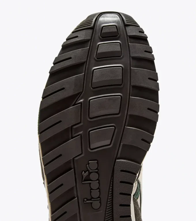 N902 Sporty sneakers N902 Sporty sneakers