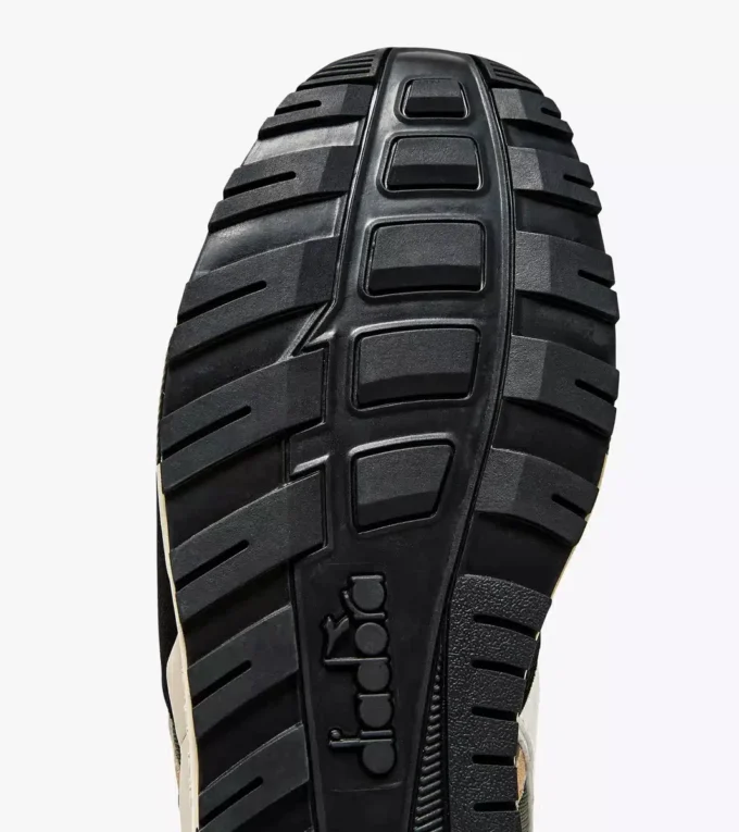 N902 Sporty sneakers N902 Sporty sneakers